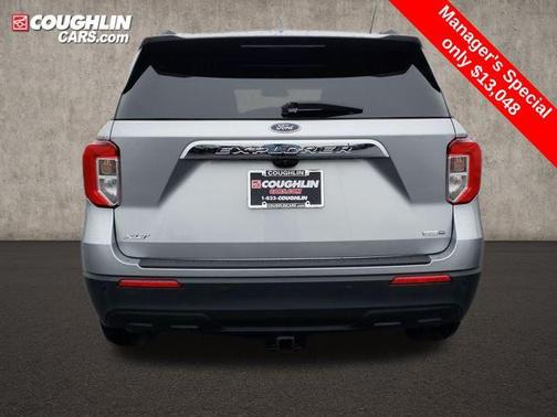Iconic Silver Metallic 2020 Ford Explorer XLT