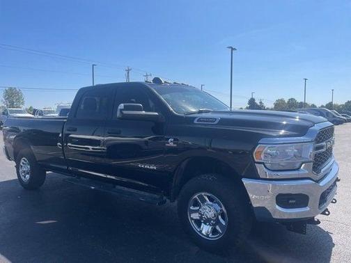 2021 RAM 3500 Tradesman Crew Cab 4x4 8' Box