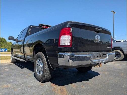 2021 RAM 3500 Tradesman Crew Cab 4x4 8' Box