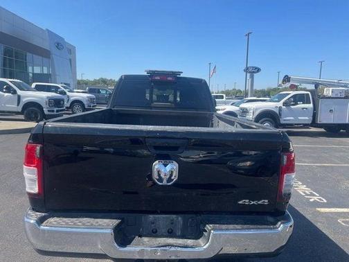 2021 RAM 3500 Tradesman Crew Cab 4x4 8' Box