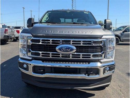 2025 Ford F-350 XLT