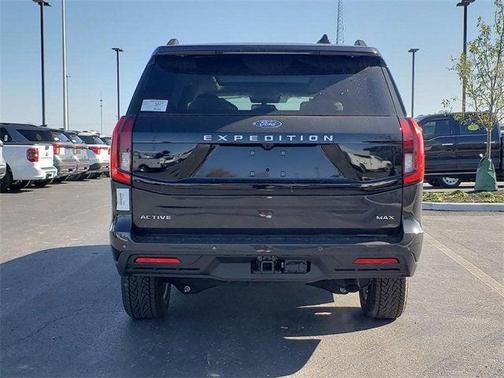2025 Ford Expedition Max Active 4x4