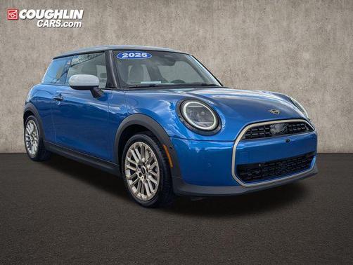 Icy Sunshine Blue Metallic 2025 MINI Hardtop Cooper