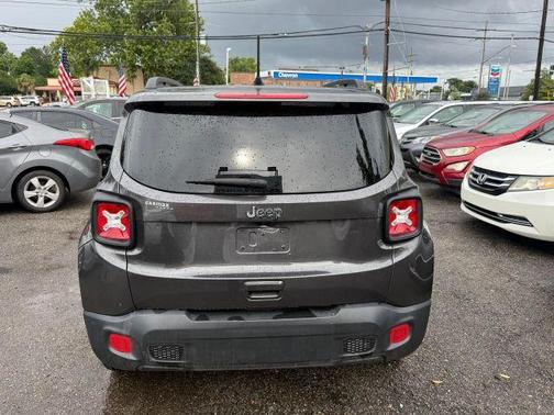 Black 2018 Jeep Renegade Latitude