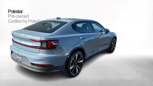 2022 Polestar 2 Long range Dual motor - AWD - Plus,Pilot