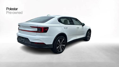 2022 Polestar 2 Long range Dual motor - AWD - Plus,Pilot