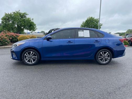 Deep Sea Blue 2024 Kia Forte LXS