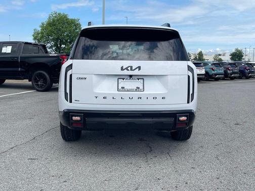 White Pearl 2027 Kia Telluride X-Pro SX