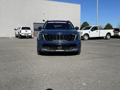 2024 Kia Sorento S