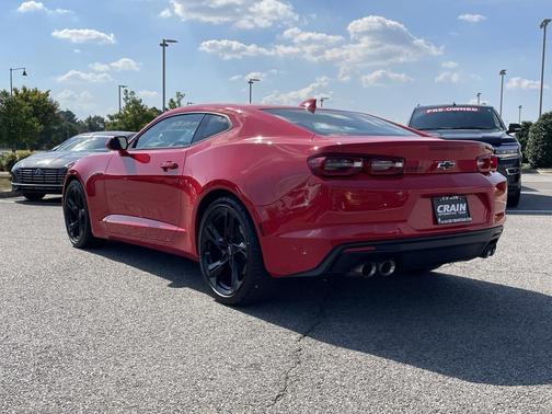 2022 Chevrolet Camaro RWD Coupe LT1