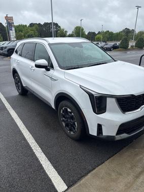 Glacial White Pearl 2025 Kia Sorento S