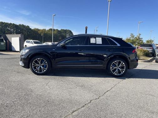 2023 Audi Q8 55 Prestige