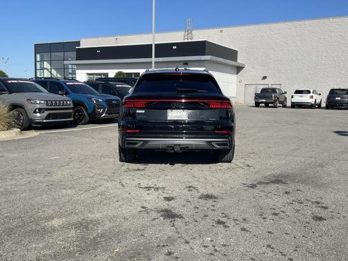 2023 Audi Q8 55 Prestige