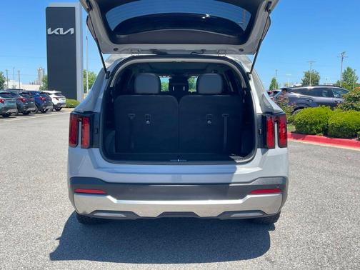 Wolf Gray 2025 Kia Sorento S