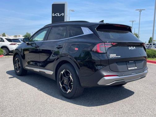 Ebony 2026 Kia Sportage EX