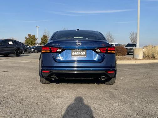 2024 Nissan Altima SR FWD