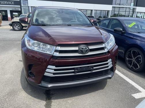 2017 Toyota Highlander LE