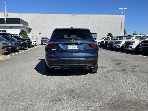 2024 Buick Enclave Essence FWD