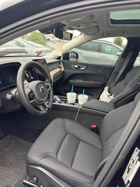 2026 Volvo XC60 B5 Core