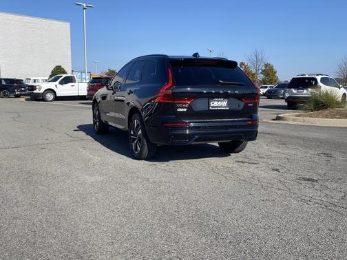 2026 Volvo XC60 B5 Core