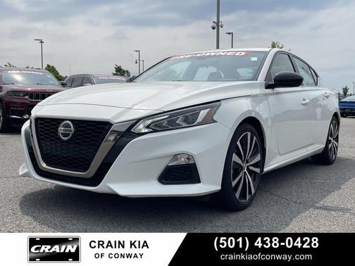 2022 Nissan Altima SR FWD