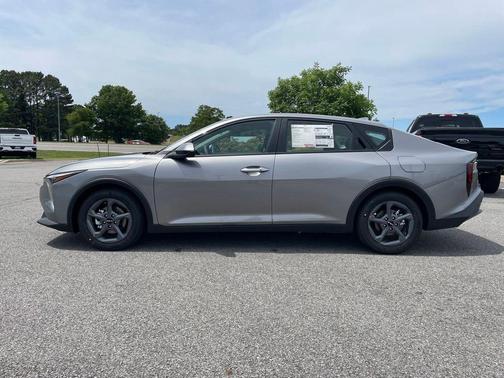 Steel 2026 Kia K4 LXS