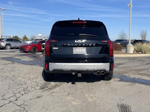 2024 Kia Telluride S