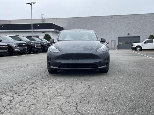 2024 Tesla Model Y Performance Dual Motor All-Wheel Drive