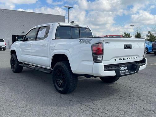 2022 Toyota Tacoma SR