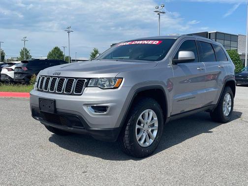 Billet Silver Metallic Clearcoat 2021 Jeep Grand Cherokee Laredo