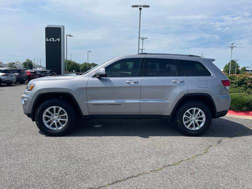 Billet Silver Metallic Clearcoat 2021 Jeep Grand Cherokee Laredo