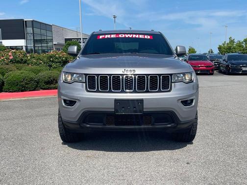 Billet Silver Metallic Clearcoat 2021 Jeep Grand Cherokee Laredo