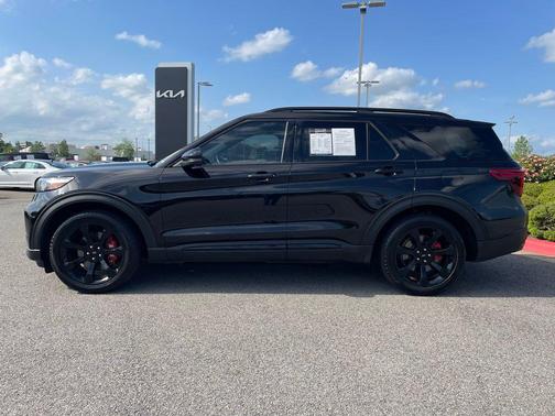 AGATE BLACK METALLIC 2023 Ford Explorer ST