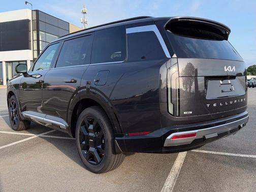 Metal 2027 Kia Telluride SX