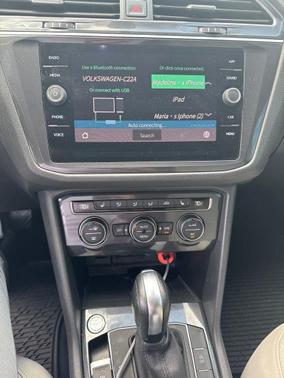 Pure White 2020 Volkswagen Tiguan 2.0T SE 4MOTION
