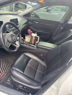 2022 Nissan Altima SR FWD