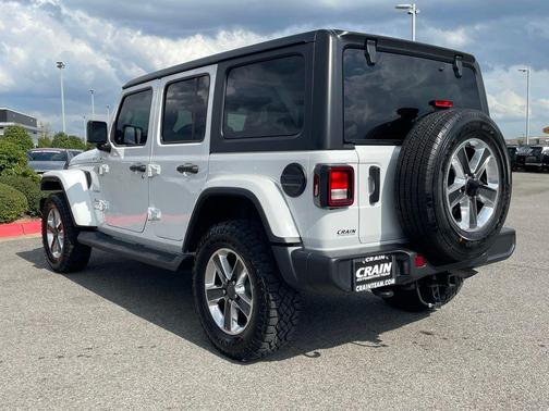 2023 Jeep Wrangler 4-Door Sahara 4x4