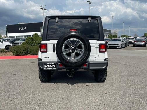 2023 Jeep Wrangler 4-Door Sahara 4x4