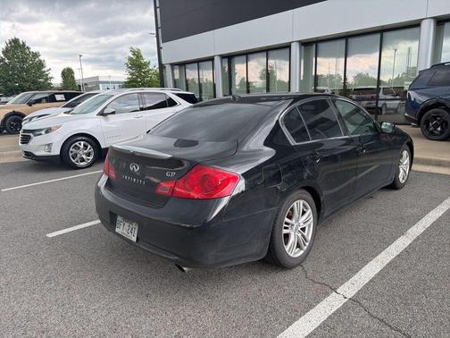 Black Obsidian 2013 INFINITI G37 Journey