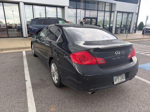 Black Obsidian 2013 INFINITI G37 Journey