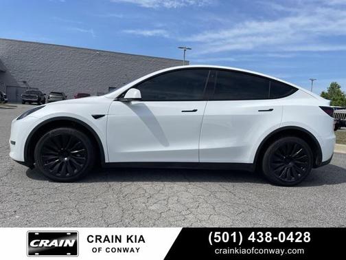 2022 Tesla Model Y Long Range Dual Motor All-Wheel Drive