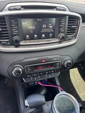 Titanium Silver 2019 Kia Sorento LX
