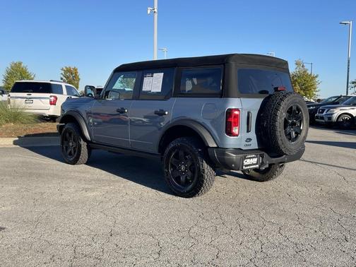 2024 Ford Bronco Black Diamond