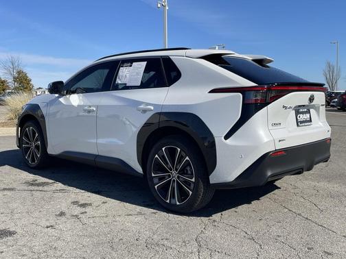 2024 Toyota bZ4X Limited
