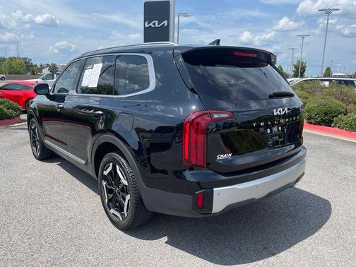Ebony Black 2024 Kia Telluride S