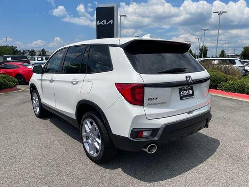 Platinum White Pearl 2025 Honda Passport AWD EX-L