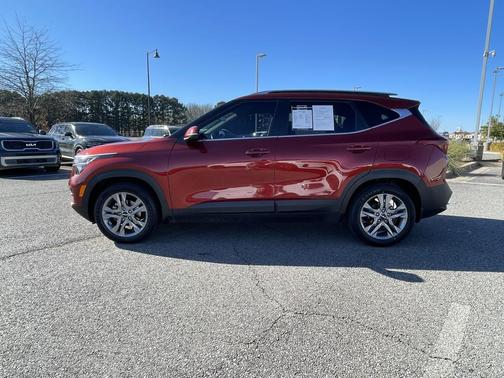 2023 Kia Seltos S