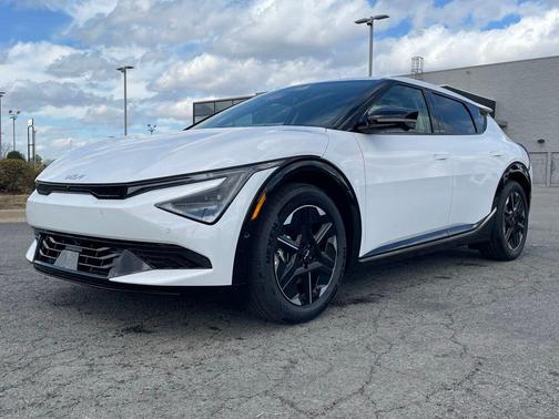 2025 Kia EV6 Wind