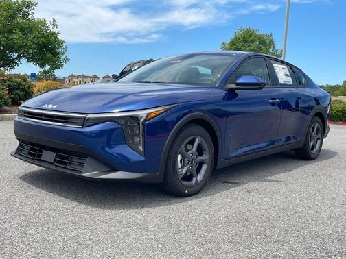 Blue 2026 Kia K4 LXS