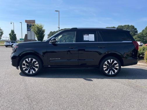 AGATE BLACK METALLIC 2025 Ford Expedition Platinum